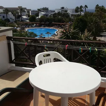 Centre Pool And Beach Коста-Тегисе
